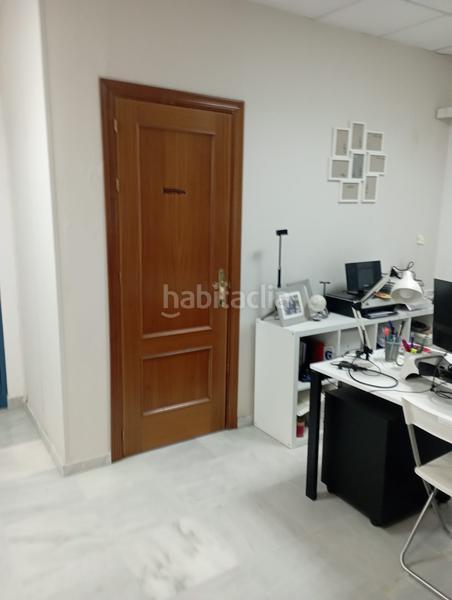 Foto 94a323f8-11b5-434a-8e6d-f0130afb0d75. Ufficio in calle nobel 3b in Pisa Mairena del Aljarafe