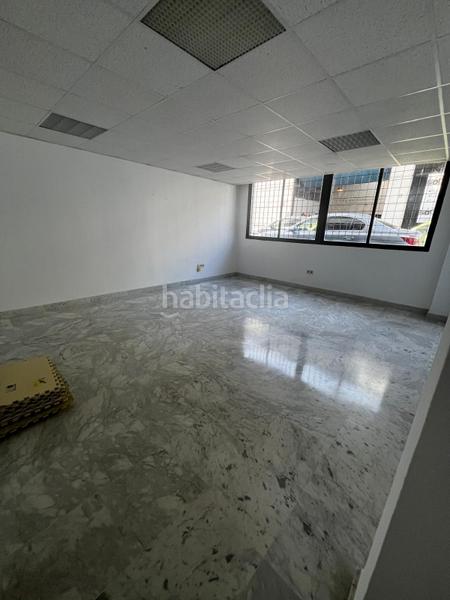 Foto 377b1cd0-dd83-48b3-8a20-bae0f44073a3. Location bureau dans calle horizonte 31 dans Pisa Mairena del Aljarafe