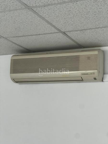 Foto b64e3bc7-bc89-4af0-a0b7-e49bc4ad5b1d. Miete büro in calle horizonte 31 in Pisa Mairena del Aljarafe