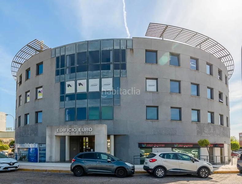 Foto 0a8e89bf-88d9-4fe9-b0b5-dc7b74fbed18. Ufficio in calle manufactura 66 in Pisa Mairena del Aljarafe