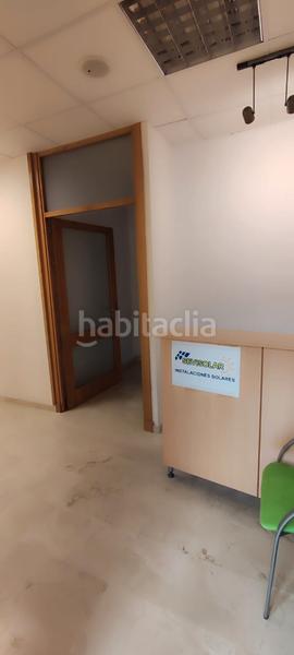 Foto 99956289-cb48-4006-81f9-4385ed1cfa62. Ufficio in calle manufactura 66 in Pisa Mairena del Aljarafe