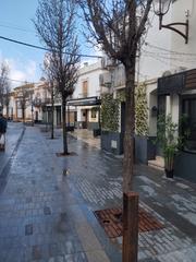 Local commercial à Camas. ¡oportunidad única de inversión en el corazón de la ciudad!
