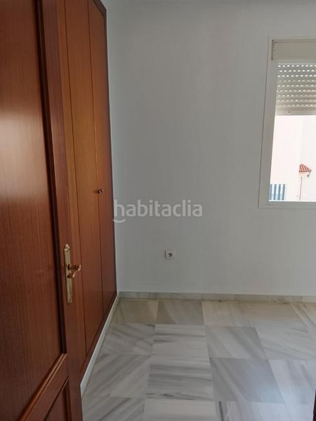 Foto 5e8053c1-cb2e-4e35-974a-22c089b8a8ee. Casa adosada **casa adosada en venta: un hogar ideal para disfrutar de la vida en familia** en Bormujos