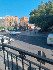 Bureau  Plaza del altozano 2