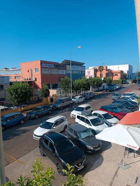 Foto 221ae6a8-9c13-48c3-a81d-a3108e205949. Bureau dans calle nobel 3 dans Pisa Mairena del Aljarafe