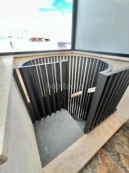 Foto 41fc9f8b-e3e3-4d72-87be-eba5bed3b65c. Àtic a avenida de la sabiduría 7 a Nuevo Bulevar Mairena del Aljarafe