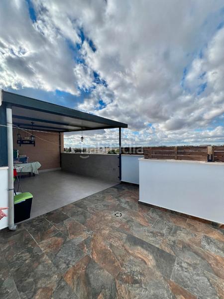 Foto bbf1a810-a421-44d7-a622-9408af013b03. Àtic a avenida de la sabiduría 7 a Nuevo Bulevar Mairena del Aljarafe