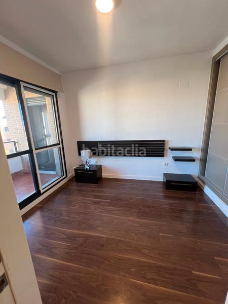 Foto f174f94f-d77d-42db-82ee-9dc367a946ce. Àtic a avenida de la sabiduría 7 a Nuevo Bulevar Mairena del Aljarafe