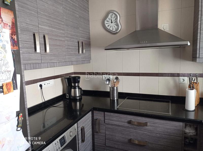 Foto 8b107ba2-220a-40d5-bfb2-44f1b98ac0b4. Zweistöckige wohnung in plaza belén 2 in Pilas