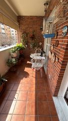 Etagenwohnung in Avenida de la Filosofía 15