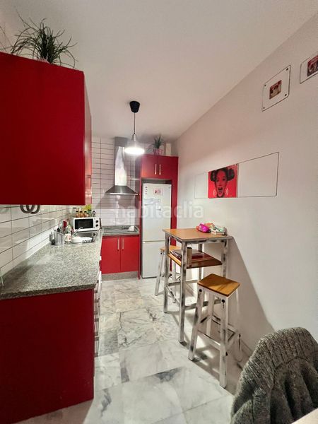 Foto 3c6bd81b-7a74-4b4d-b128-fb21ed173b74. Estudi amb piscina a Gelves