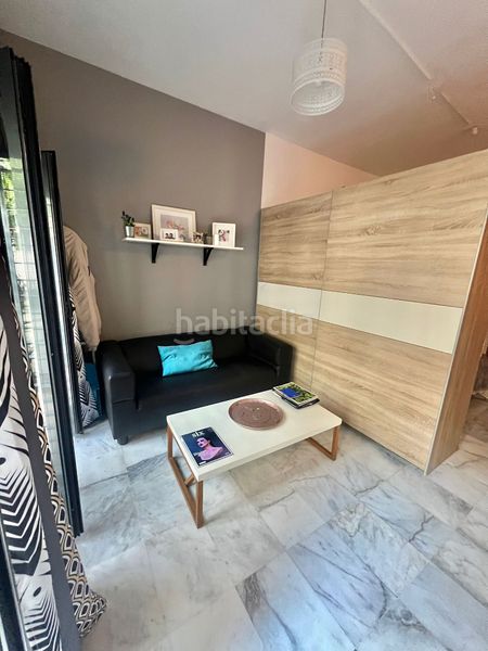 Foto 9ace847a-9beb-42a3-9a04-0e0fddce89c3. Estudi amb piscina a Gelves