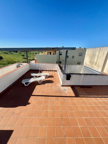 Foto b40c78ab-cd50-4513-9d97-aafe367db1c1. Estudi amb piscina a Gelves