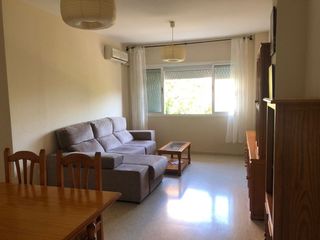 Miete Etagenwohnung in Casco Antiguo. Alquiler para profesores