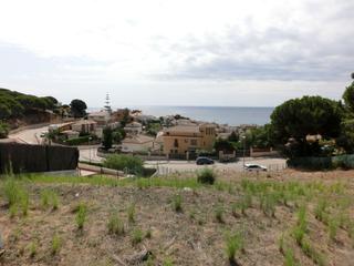 Terrain résidentiel à Canet de Mar. Parcela urbanizable con vistas al mar