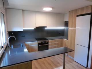 Triplex dans Canet de Mar. Pis trplex amb terrassa per entrar a viure