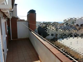 Dúplex a Canet de Mar. Espectuacular àtic dúplex al centre amb  2 parquings i 2 traster