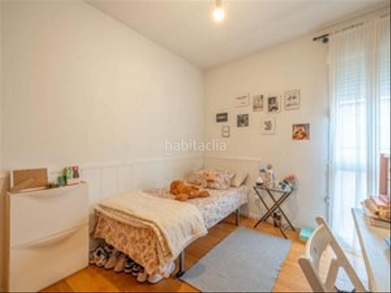 Foto edfadc97-ca2e-4323-b1aa-1e83b5a612c4. Semi detached house with heating parking in Torrejón de Velasco