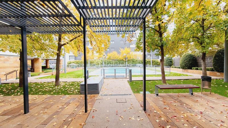 Foto 2d9d295e-5376-41ab-9609-ea9ca946bc7b. Lloguer pis amb calefacció piscina a Sanchinarro Madrid