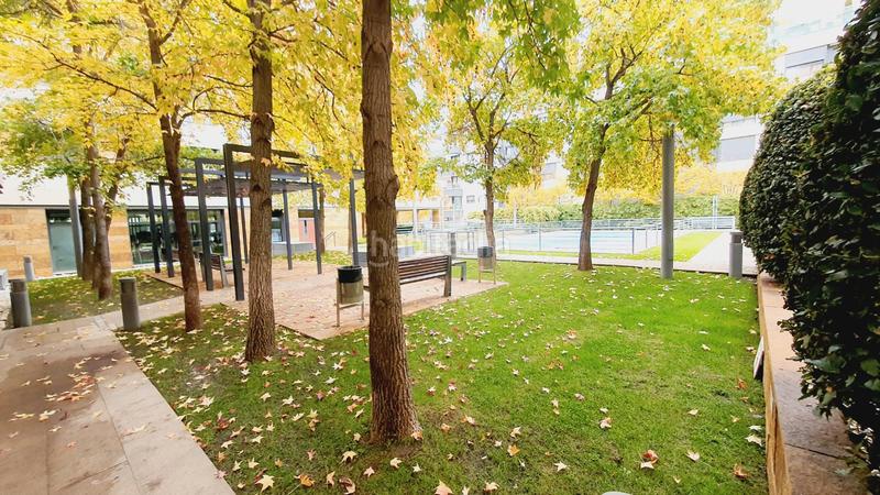 Foto 5d46ee15-d42c-4d7a-bd50-df74e2c40628. Lloguer pis amb calefacció piscina a Sanchinarro Madrid