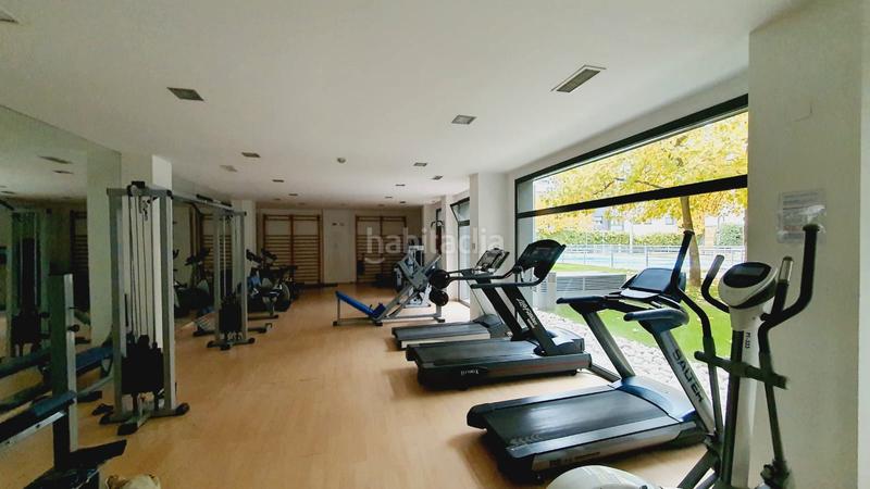 Foto c8a41185-6c47-476a-b3cb-c87d0d2f940b. Lloguer pis amb calefacció piscina a Sanchinarro Madrid