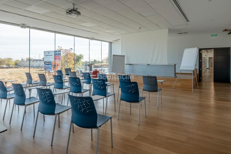 Foto 833a6e33-c332-4b7c-b838-166567fd55e6. Lloguer nau industrial amb calefacció a Las Dehesillas-Vereda de los Estudiantes Leganés