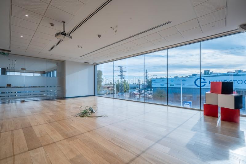 Foto ba1368de-c9cf-4e7c-b0b9-a653df5ee247. Lloguer nau industrial amb calefacció a Las Dehesillas-Vereda de los Estudiantes Leganés