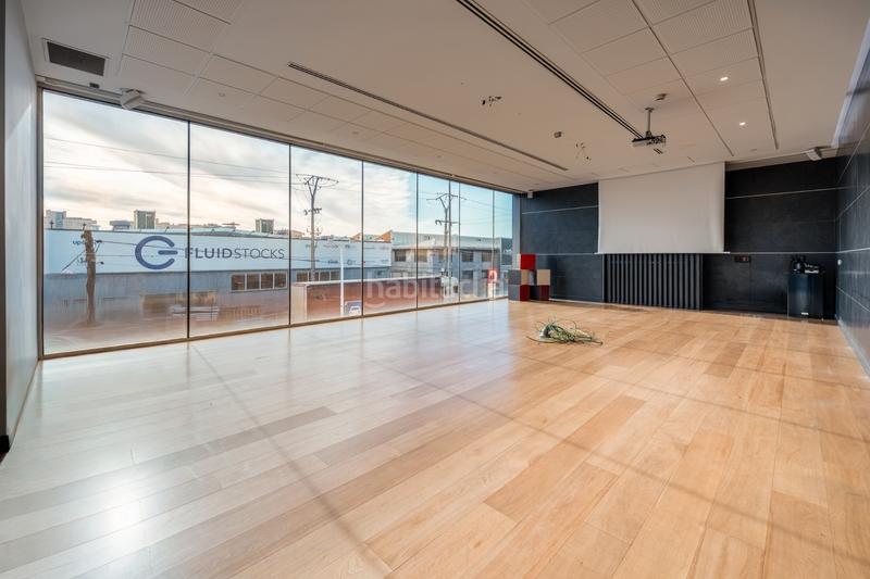 Foto 57eadbc3-d81a-4421-819b-bf85f7fa97d3. Rent industrial building with heating in Las Dehesillas-Vereda de los Estudiantes Leganés