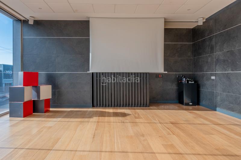 Foto a1a56ca9-7e14-4bbe-8ff9-df132dadfb39. Rent industrial building with heating in Las Dehesillas-Vereda de los Estudiantes Leganés