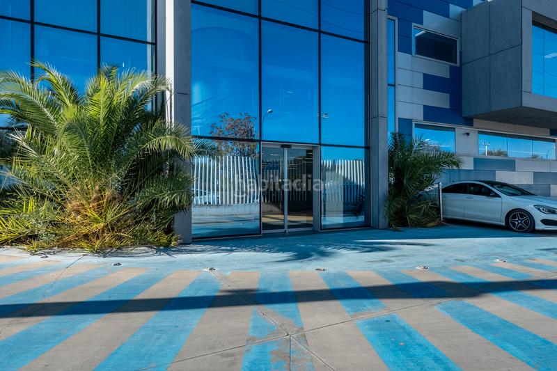 Foto c6315d8e-34c9-4e3b-ac85-596abc7cad05. Rent industrial building with heating in Las Dehesillas-Vereda de los Estudiantes Leganés