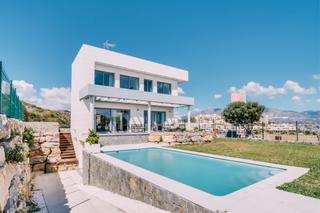 Xalet a Hipódromo - Cerrado del Águila. Promoción de venta de villas sobre plano desde 735.000