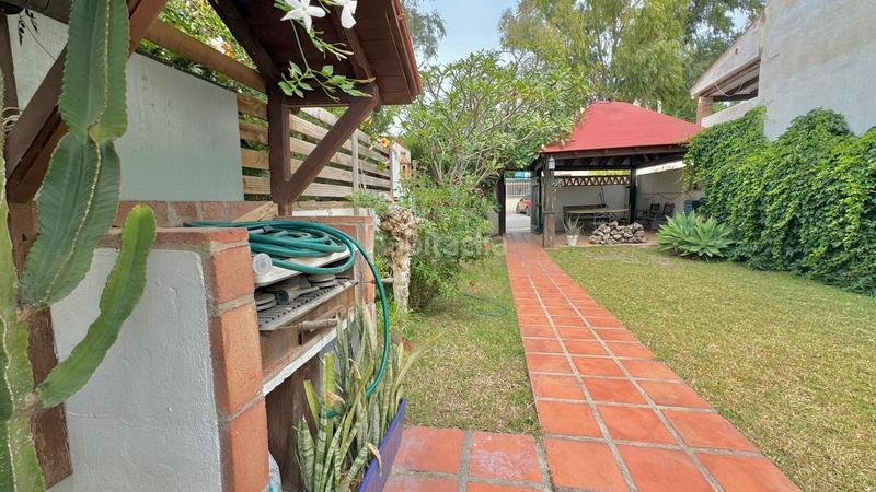 Foto a85177d4-d6be-4bc3-a367-6f5c58f70e47. Chalet  pareado en playamar en Playamar - Benyamina Torremolinos