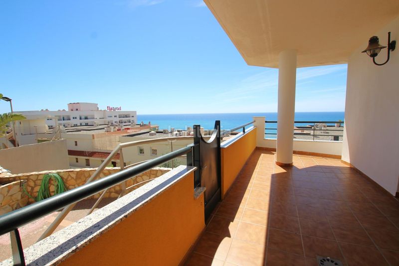 Foto 771e667a-5d8c-45f4-8bca-d4f410bb37ce. Pis amb aparcament piscina a Zona Centro Comercial Torrequebrada Benalmádena