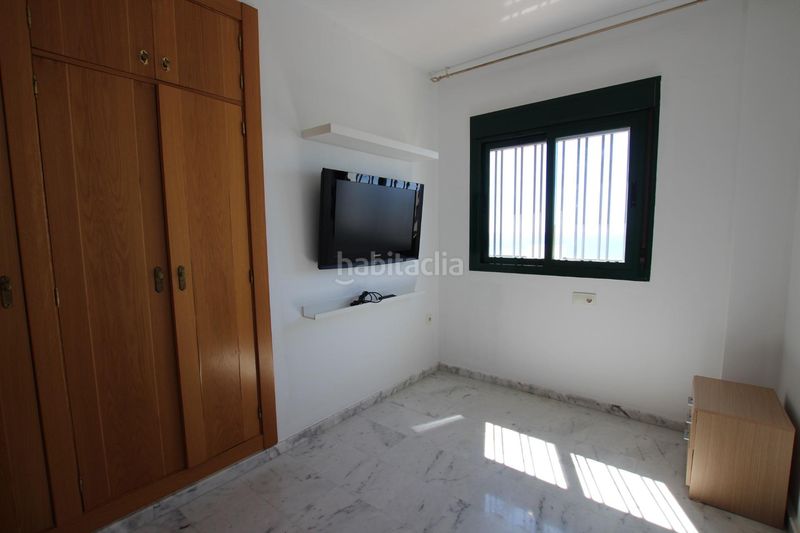 Foto cf1257ee-d441-4122-9ca3-a767315894c5. Pis amb aparcament piscina a Zona Centro Comercial Torrequebrada Benalmádena
