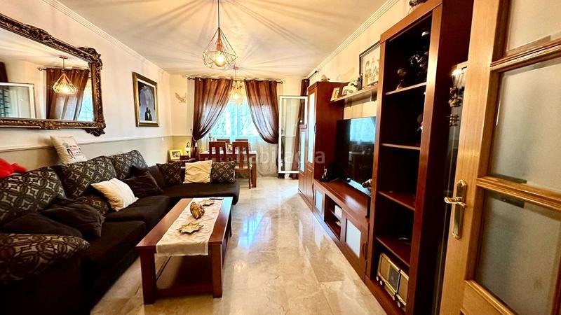 Foto 69b67dd6-2bfd-4795-bc03-e598fbfe18f3. Piso gran piso en venta en zona El Pinillo en El Pinillo Torremolinos