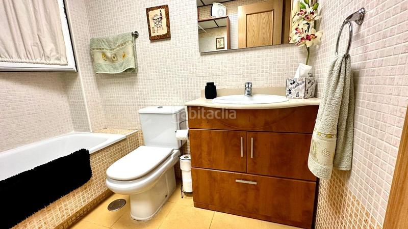 Foto d3f48aae-e1fb-4a46-afec-7e3e498fd984. Piso gran piso en venta en zona El Pinillo en El Pinillo Torremolinos