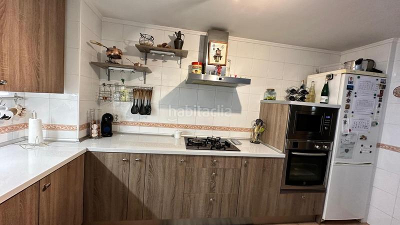 Foto f6030e4d-0445-4570-b994-bb1d0913eb9e. Piso gran piso en venta en zona El Pinillo en El Pinillo Torremolinos