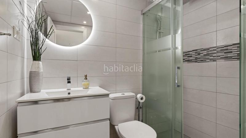 Foto a8250d0b-c38c-41aa-8503-9a388244987c. Àtic amb aparcament piscina a Montemar Torremolinos