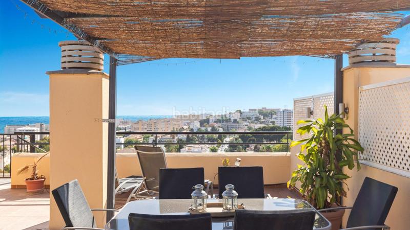 Foto f42f26ca-9618-4b70-8b29-6c06f3d2dffb. Àtic amb aparcament piscina a Montemar Torremolinos
