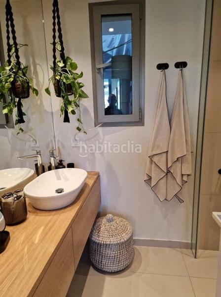 Foto b84f7489-d56d-4b22-8ef7-ad07088de0f3. Planta baixa amb calefacció aparcament piscina a Mijas