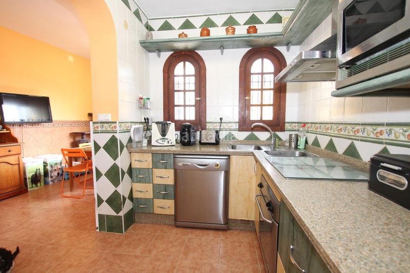 Foto 0e9d59d3-492b-49ef-b2e3-23ea5ce9dec9. Chalet with parking pool in Montealto - Monterrey Benalmádena