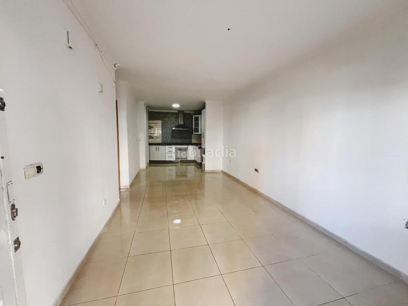 Foto 25a44b39-820d-45e9-a728-ef3966fea789. Apartamento piso en venta en edificio piscis ideal para vivir o invertir en Benalmádena