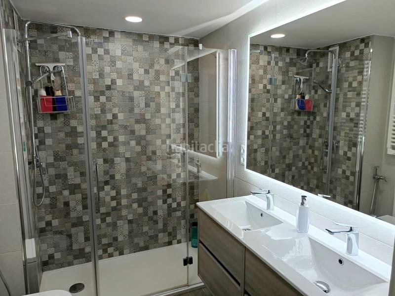 Foto 12576f37-5143-4ee8-9dbf-dd4281bf6931. Apartamento venta avenida palma de mallorca en El Bajondillo Torremolinos