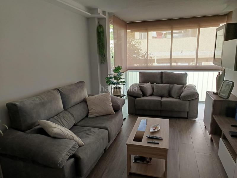 Foto 784f4ab6-6444-4a7b-a0cb-56eba2f3a0be. Apartamento venta avenida palma de mallorca en El Bajondillo Torremolinos