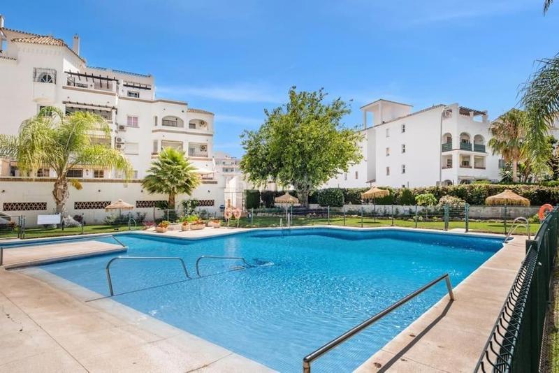 Foto 50f23a8e-f059-4311-a9a5-4da943f2f1c3. Apartament amb piscina a Parque de la Paloma Benalmádena