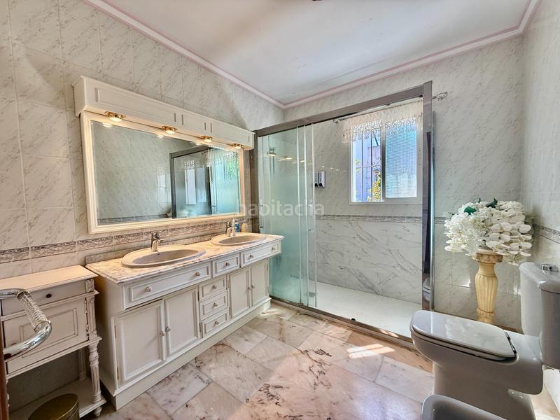 Foto 1ce5053e-e9b9-4b13-bcc2-568bb8f5ee83. Chalet mit parking pool in Arroyo de la Miel Benalmádena