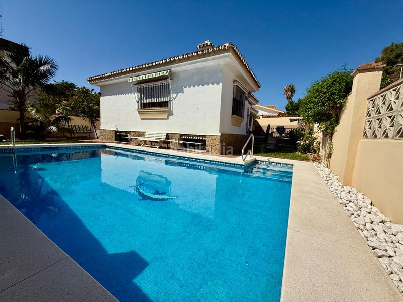 Foto 6f39aaf8-4822-4227-b98d-9489ad2fd67f. Chalet mit parking pool in Arroyo de la Miel Benalmádena