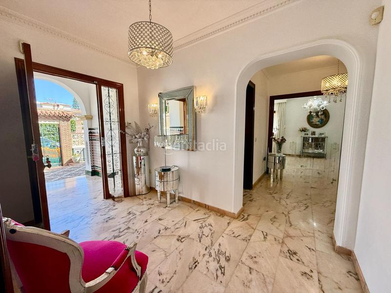 Foto 81bb8da6-7e28-42e7-b1c1-3db78105aeac. Chalet mit parking pool in Arroyo de la Miel Benalmádena