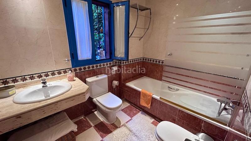 Foto 0c0a0599-0f95-45f2-8c74-ff6434464988. Rez-de-chaussée avec parking piscine dans Zona Centro Comercial Torrequebrada Benalmádena