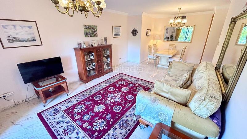 Foto 9a7bebd2-b5a4-4635-acc7-4184f36ba34e. Rez-de-chaussée avec parking piscine dans Zona Centro Comercial Torrequebrada Benalmádena